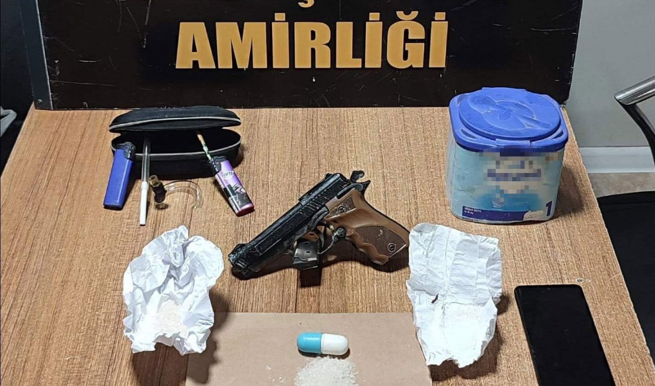 Polisin yaptığı baskında bebek maması kutusundan uyuşturucu çıktı