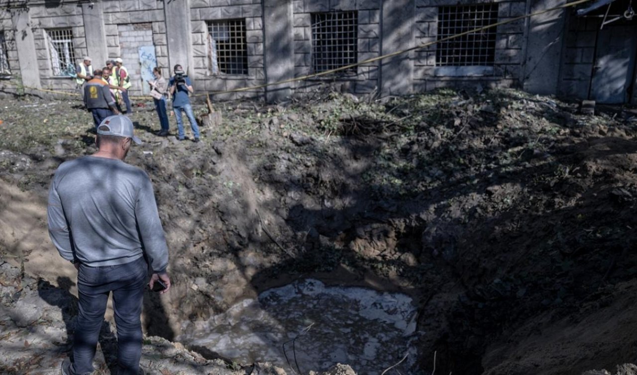  Rusya Ukrayna’nın istihbarat tesisleri ile yabancı savaşçıların bulunduğu yerleri vurdu