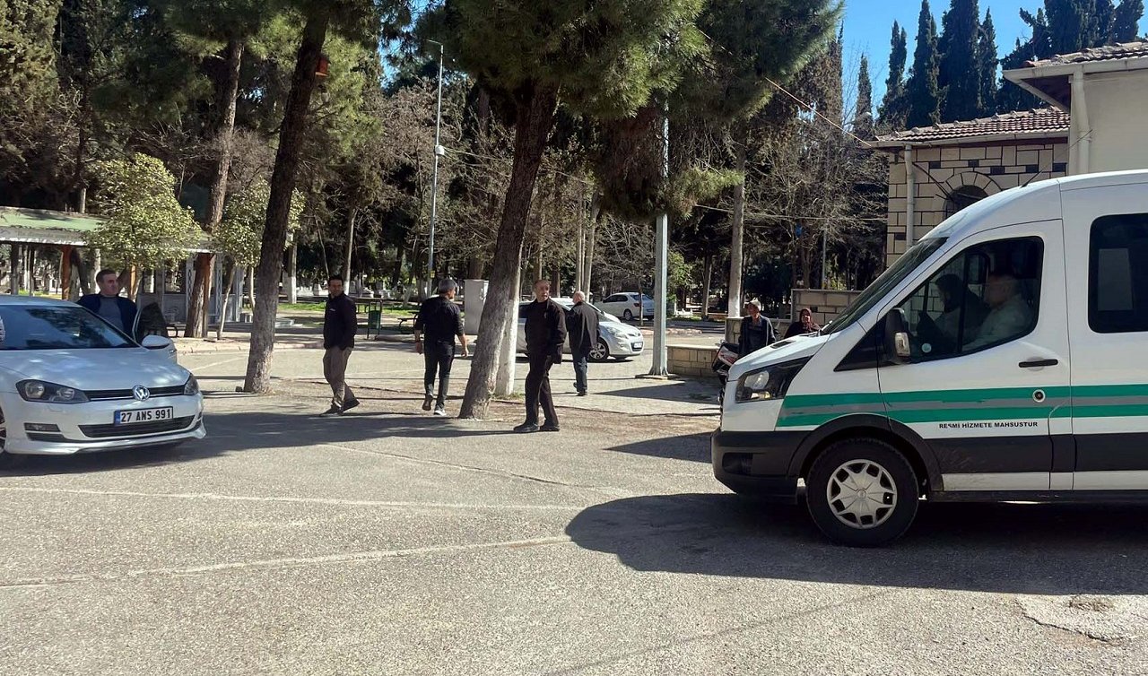  Otomobilin arkadan çarptığı motosikletin sürücüsü öldü