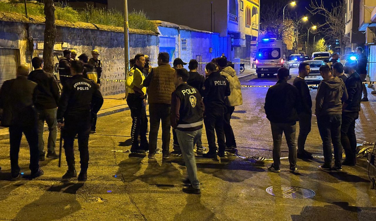 Sokakta yürüyen 2 kardeş silahlı saldırıya uğradı! İkisi de hayatını kaybetti