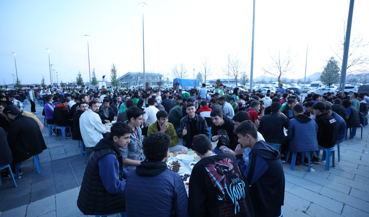 Konyaspor Nalçacılar iftar yemeğinde buluştu