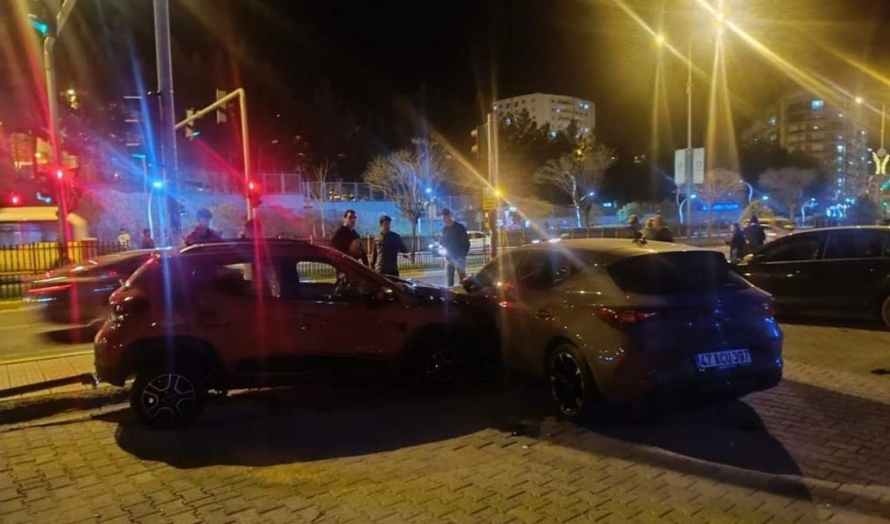 Alkollü sürücü yaya ve park halindeki araca çarptı: 1 yaralı