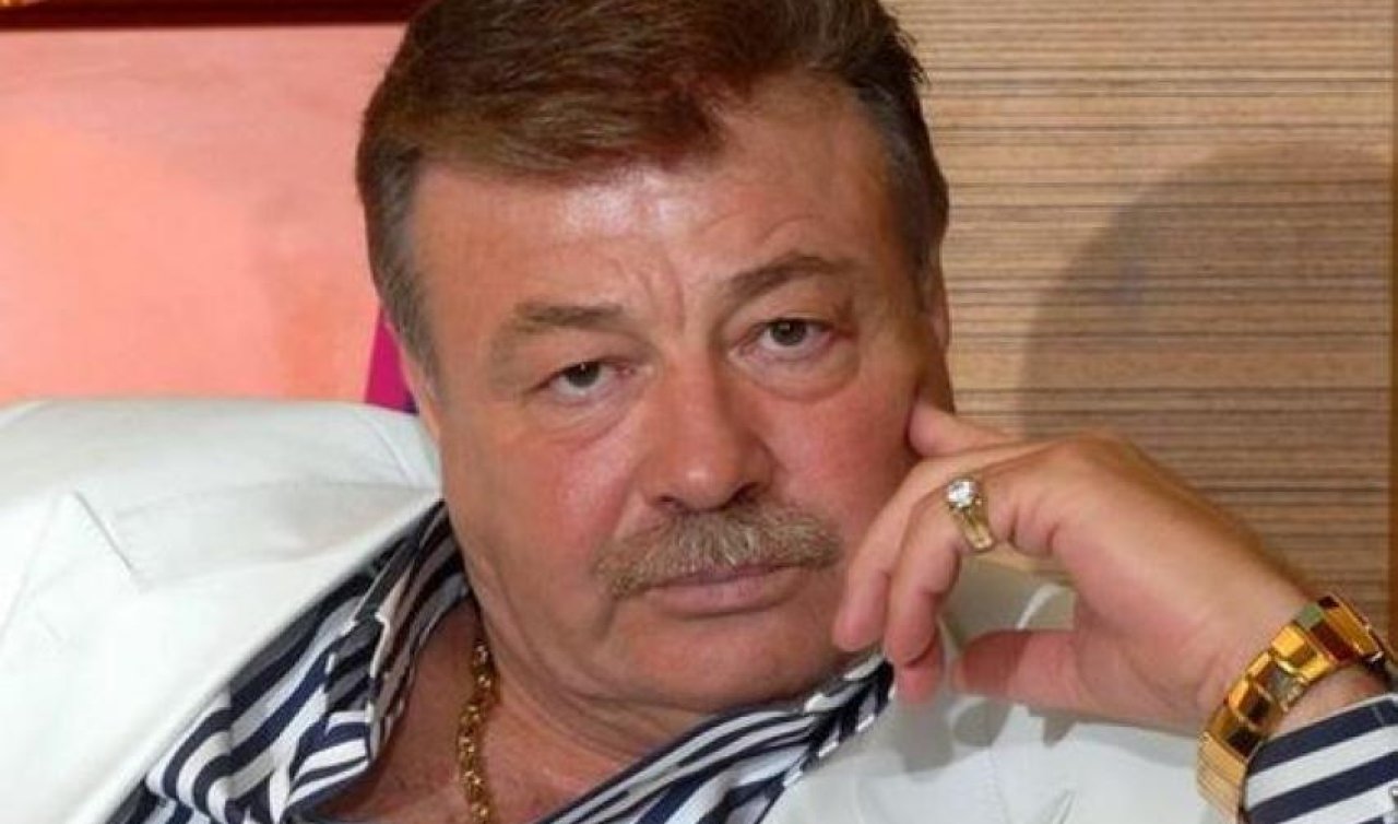 Ünlü oyuncu Nuri Alço hastaneye kaldırıldı