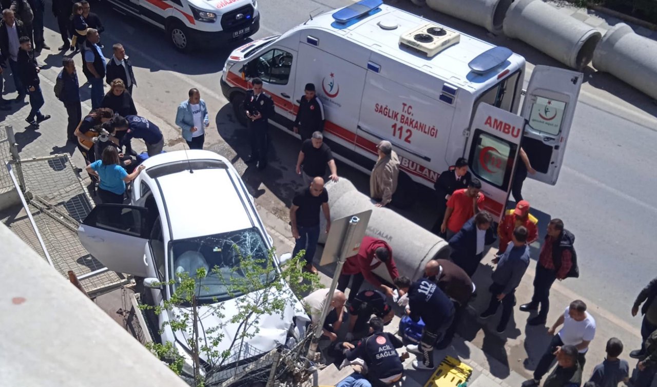 Otomobilin kaldırımda çaptığı yaya öldü