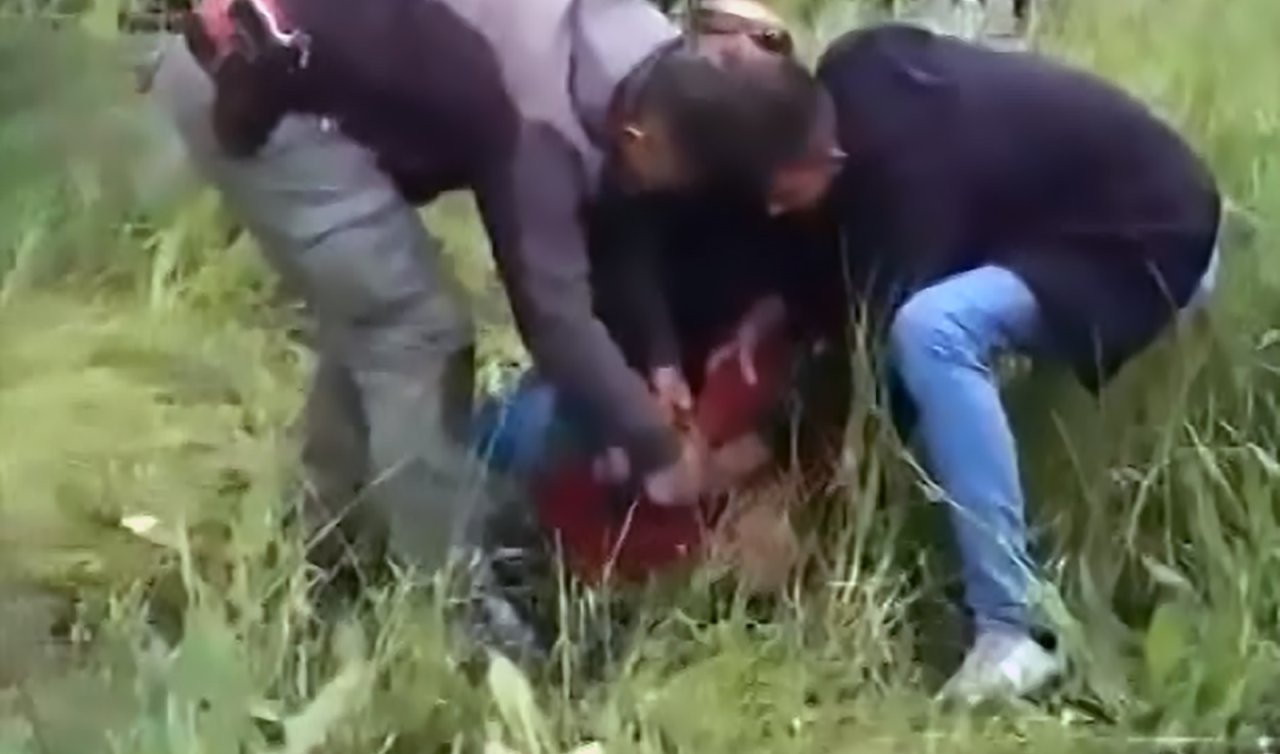 Suçüstü yakalanınca polisin elini ısırdı! Hırsız kadın meğer 19 yıl hapisle aranıyormuş