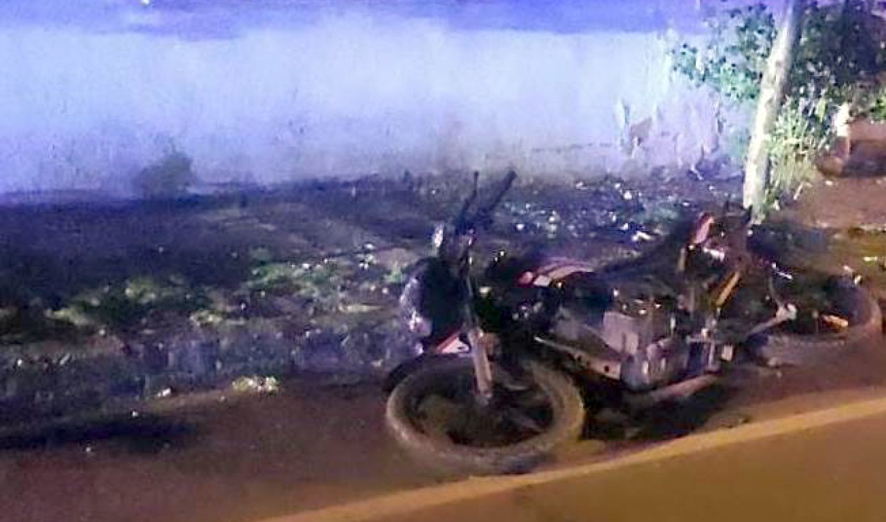  Kaldırıma çarpan motosikletin sürücüsü öldü arkadaşı yaralı