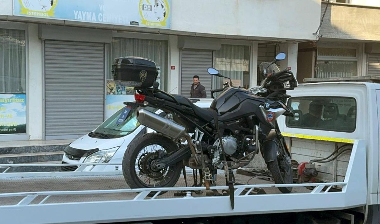 Kavga ihbarına giden motosikletli polis ekibi kaza yaptı