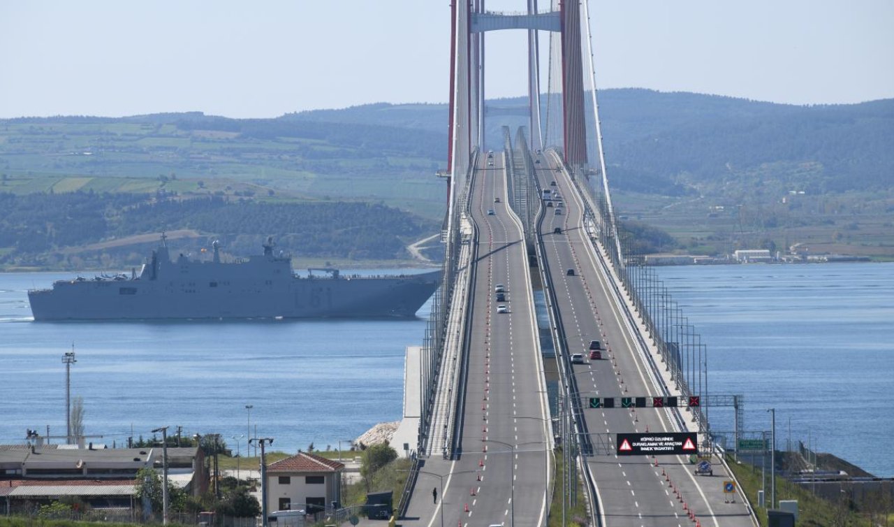  İspanya’nın amfibi hücum gemisi Çanakkale Boğazı’ndan geçti