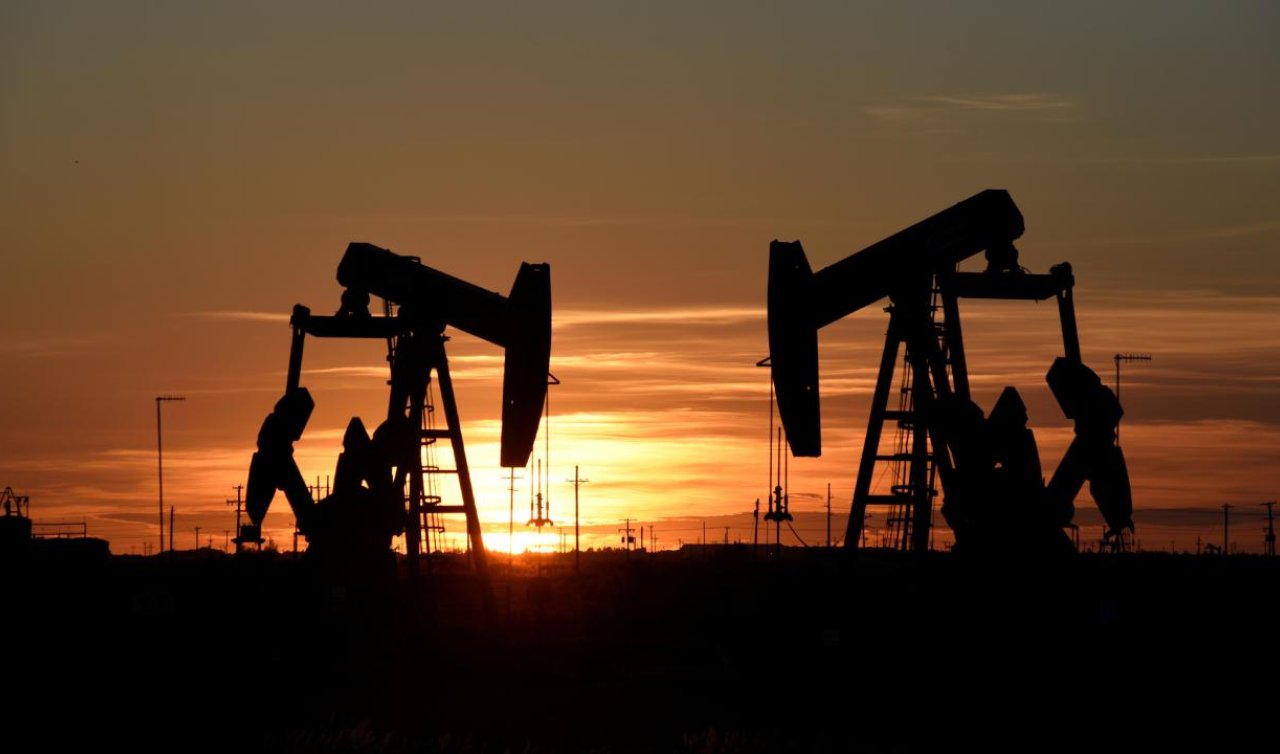  Brent petrolün varil fiyatı 89,92 dolar