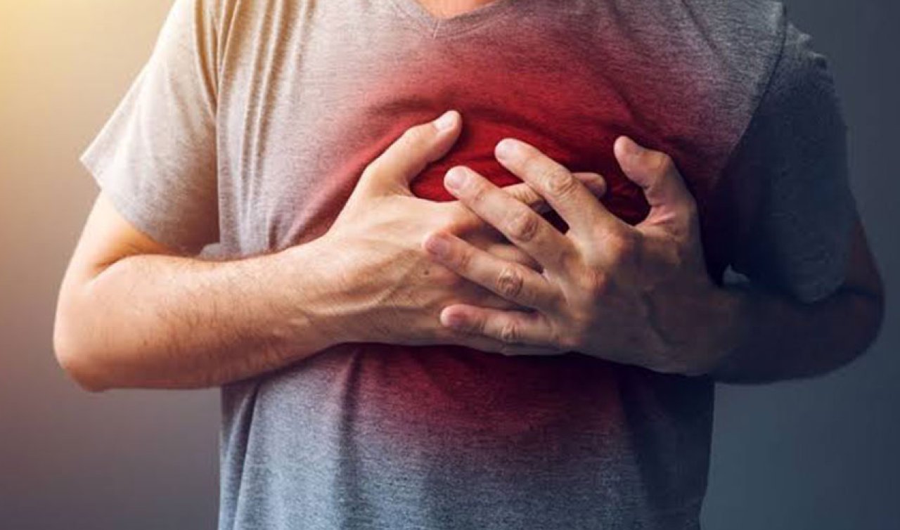Kalp rahatsızlığına bağlı panik atak nedir, belirtileri nelerdir? Uzmanından önemli uyarılar 
