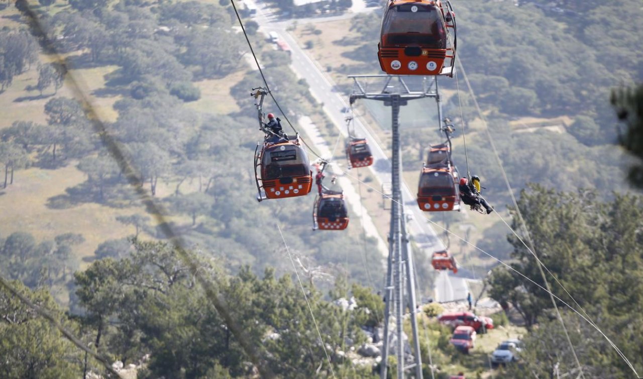 Teleferik kazasında 2 bin 202 personel görev aldı