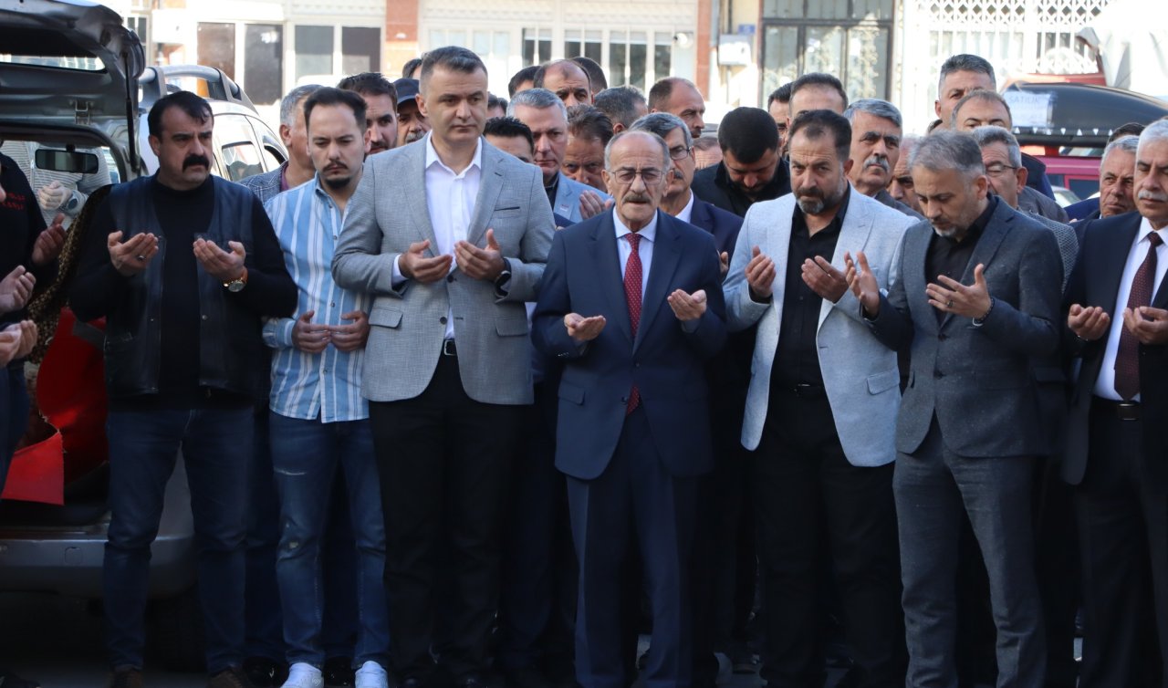 Beyşehir Belediye Başkanı Adil Bayındır yeni hizmet dönemine dualarla başladı