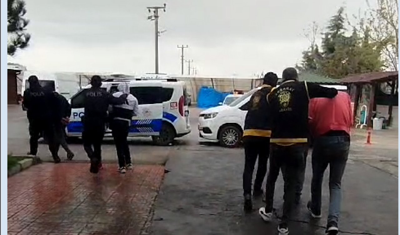Bayram ziyaretine giden ailenin altın takılarını çalan 4 şüpheli tutuklandı