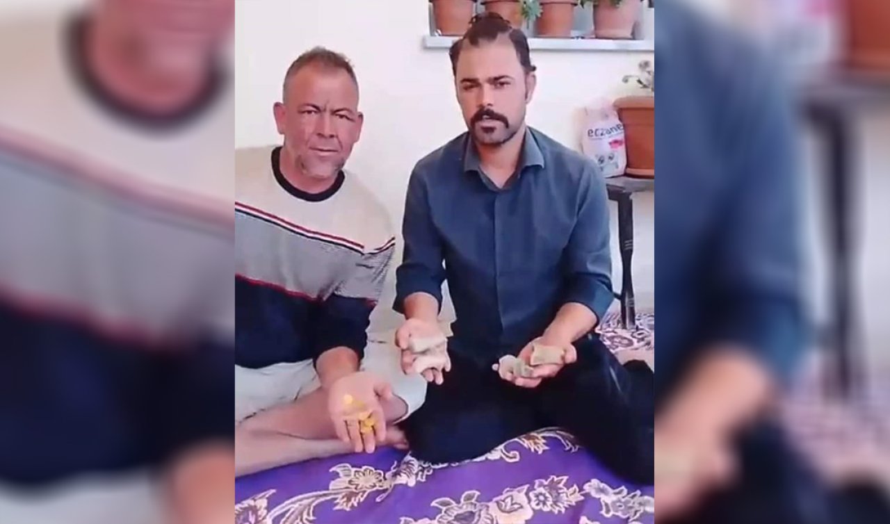 İki kardeş arazilerinde buldukları sikkeleri müzeye teslim etti