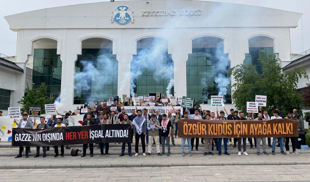  “Kampüste Filistin Nöbeti” eyleminin ikinci durağı Selçuk Üniversitesi oldu