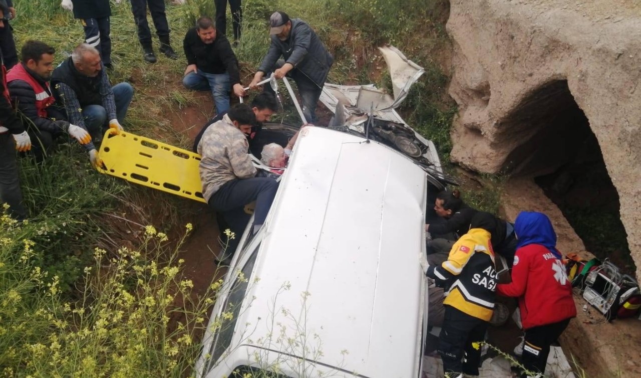  Otomobil menfeze düştü: 1 ölü 3 yaralı