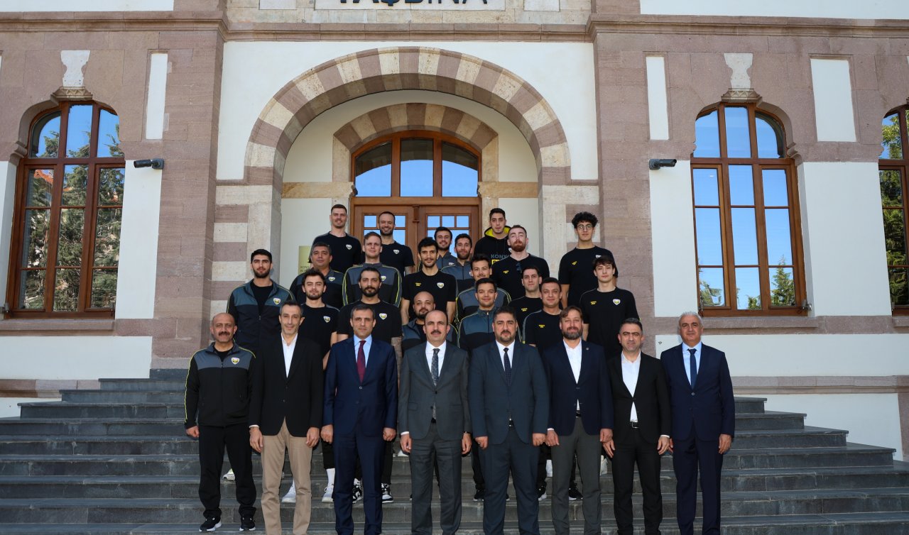 Türkiye Basketbol Ligi’ne yükselen takım başkan Altay’ı ziyaret etti