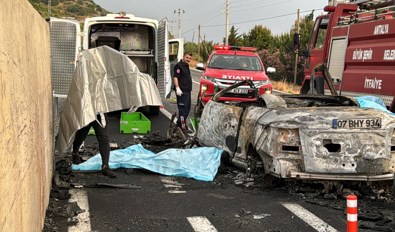 İstinat duvarına çarpıp alev alan otomobildek