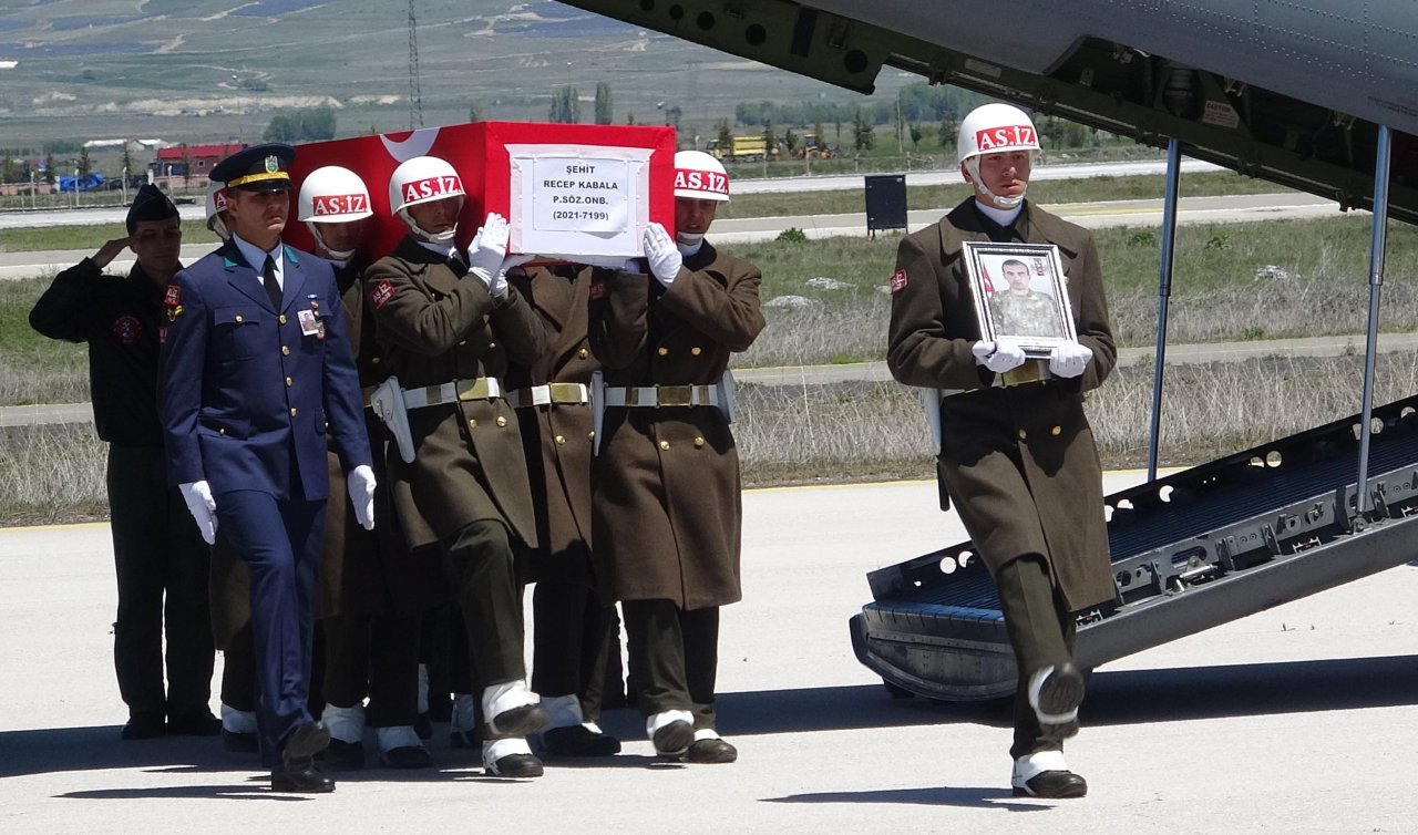  Pençe-Kaplan şehidi Kabala’nın cenazesi Erzurum’a getirildi