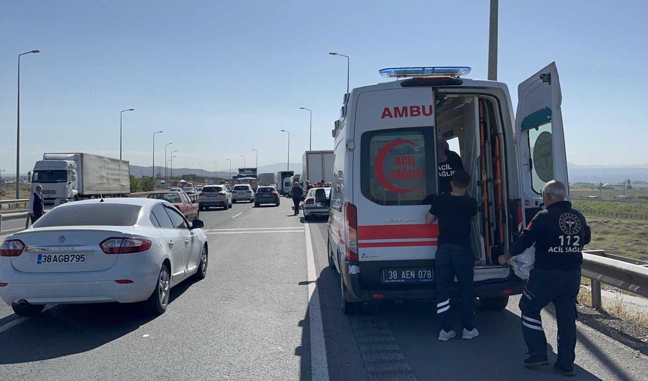 5 araç zincirleme kazaya karıştı: 10 yaralı