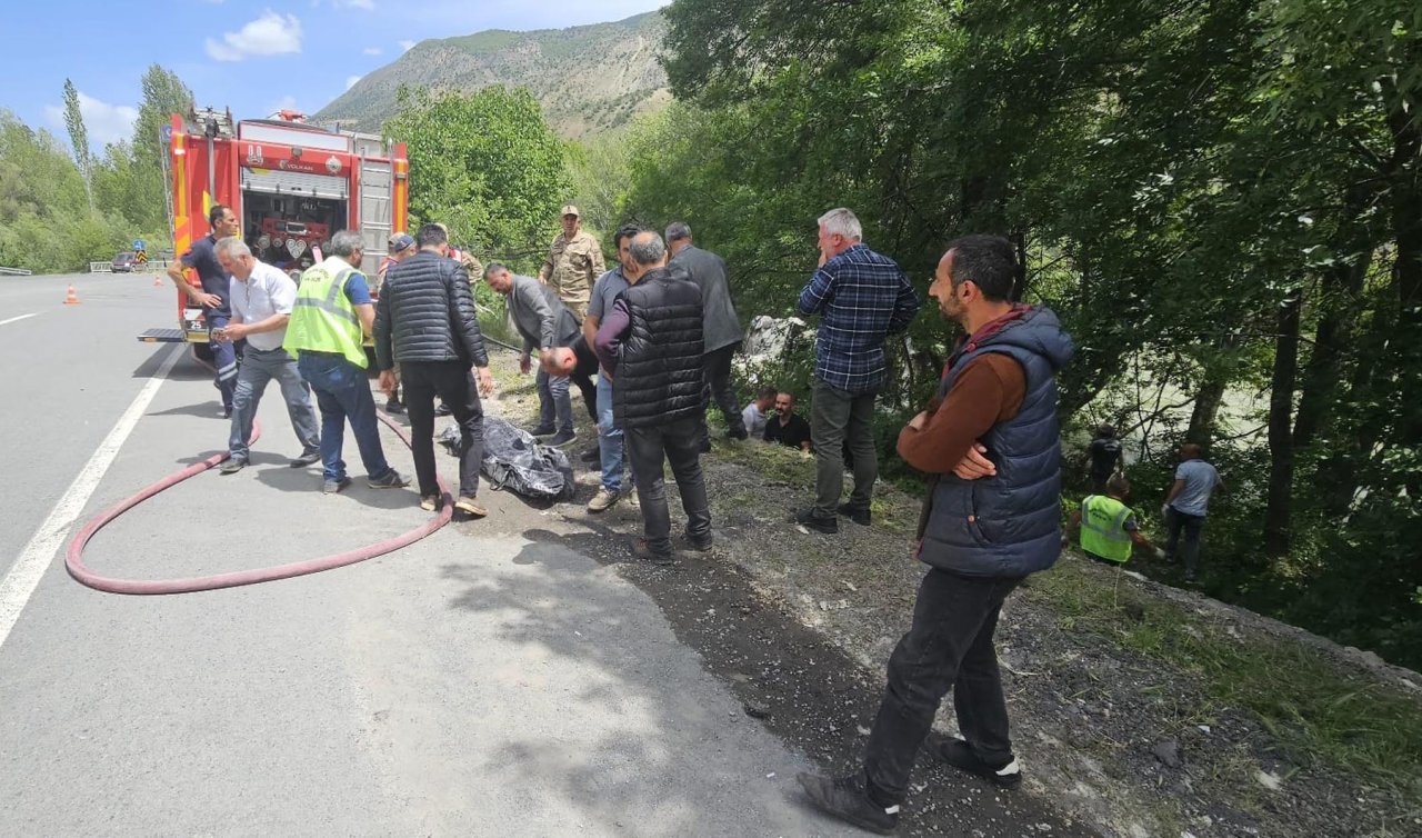 Un yüklü kamyon nehre uçtu: 1 ölü 2 yaralı