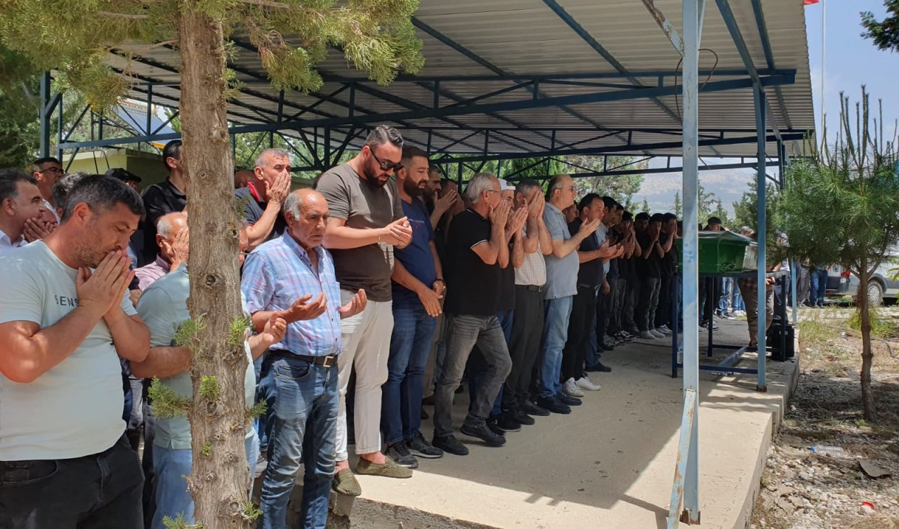 Motosiklet kazasında ölen Muhammed Emin toprağa verildi