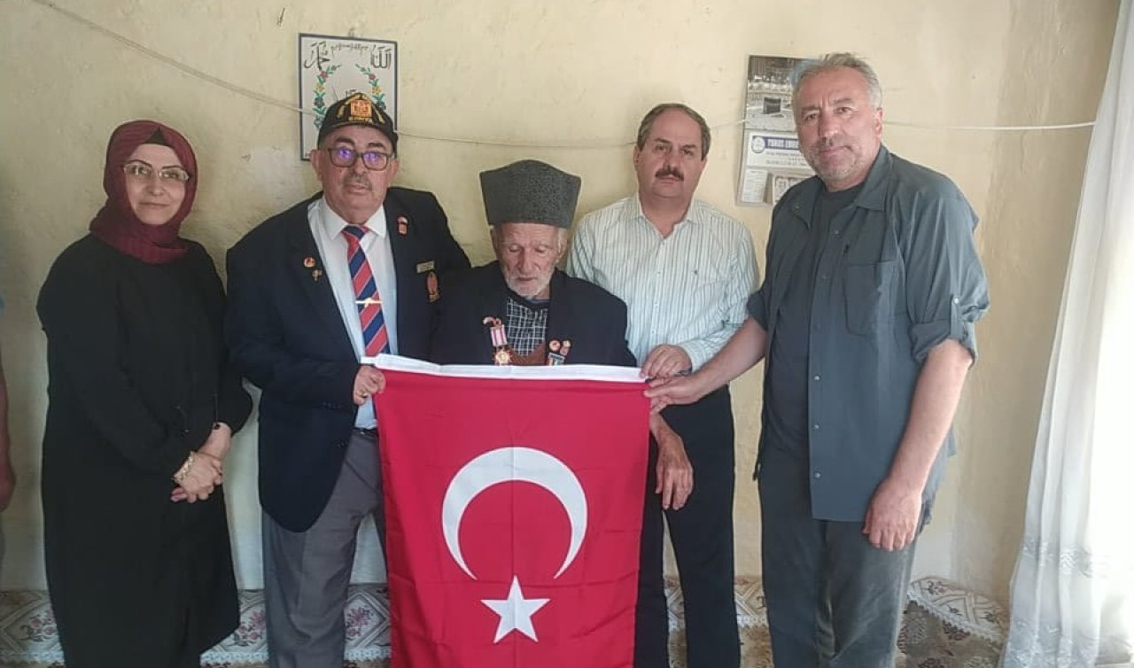 Konya Büyükşehir Belediyesi şehit ve gazi ailelerin evlerine misafir oluyor
