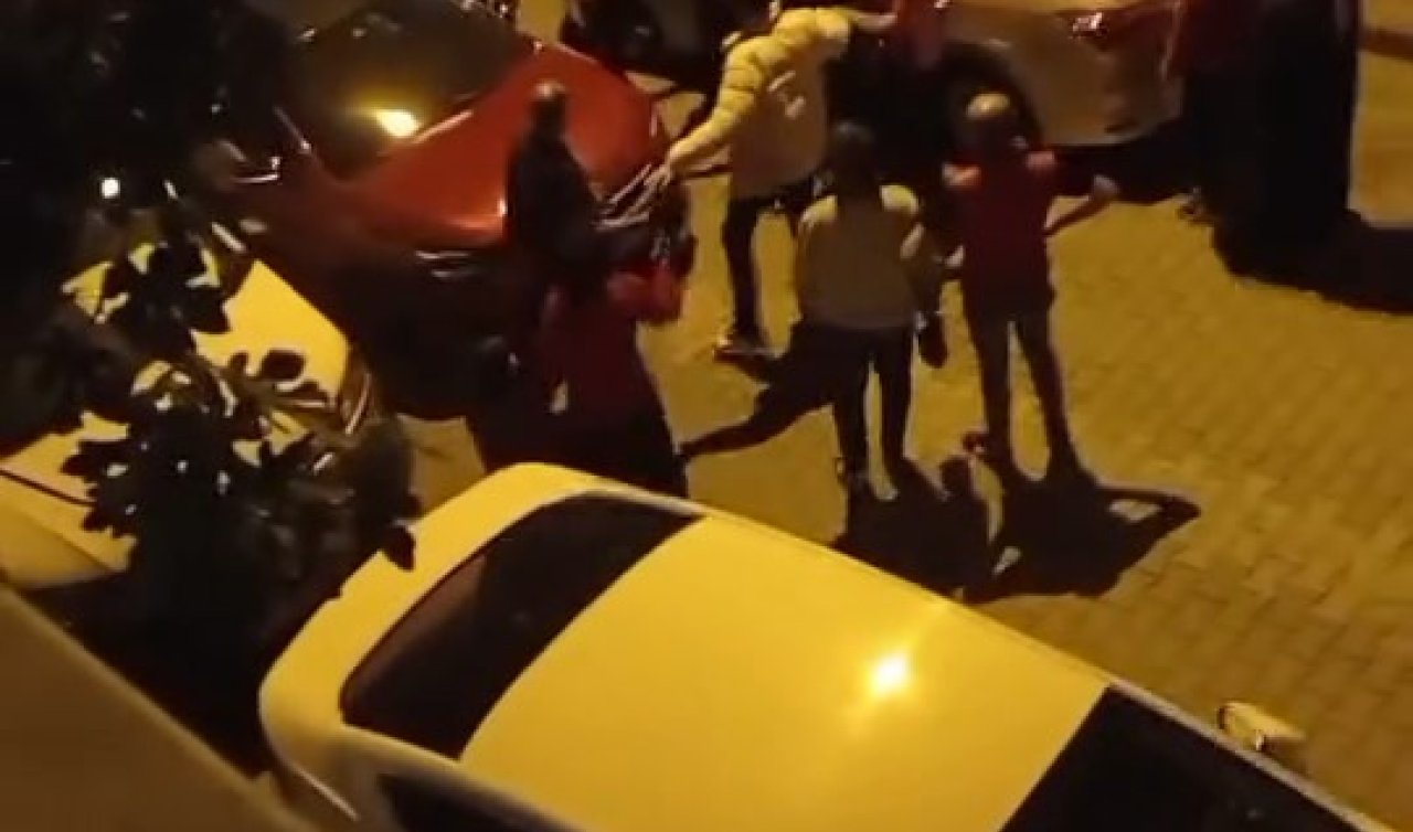 Yol verme tartışmasında eşi ve çocuklarının gözü önünde darbedildi! 