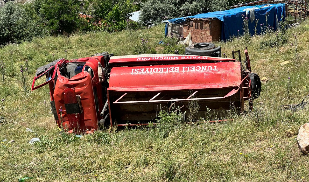  İtfaiye aracı şarampole yuvarlandı; 3 yaralı