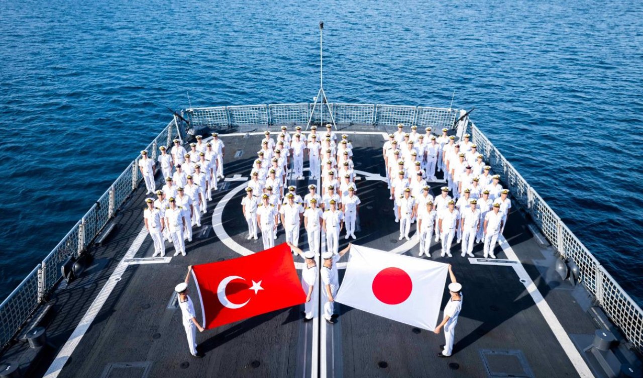  TCG Kınalıada Korveti Japonya’ya ulaştı