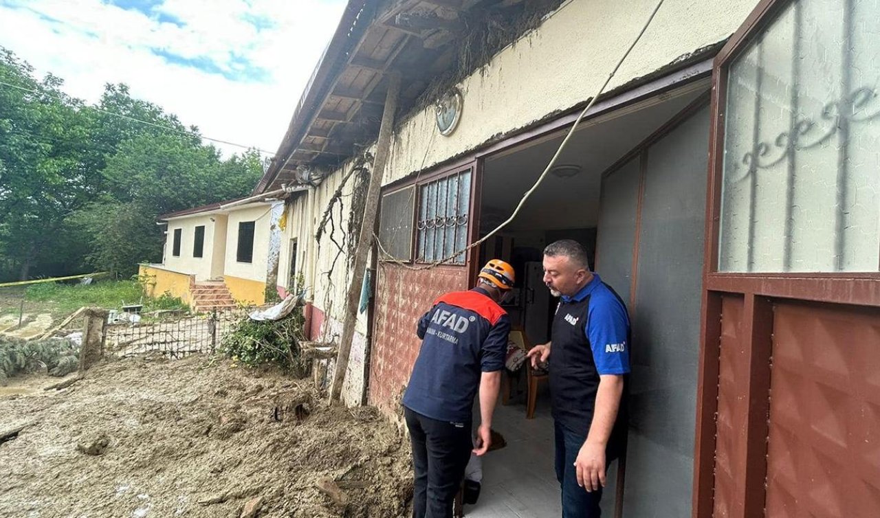 Sivas’ta heyelan: Riskli 5 ev boşaltıldı