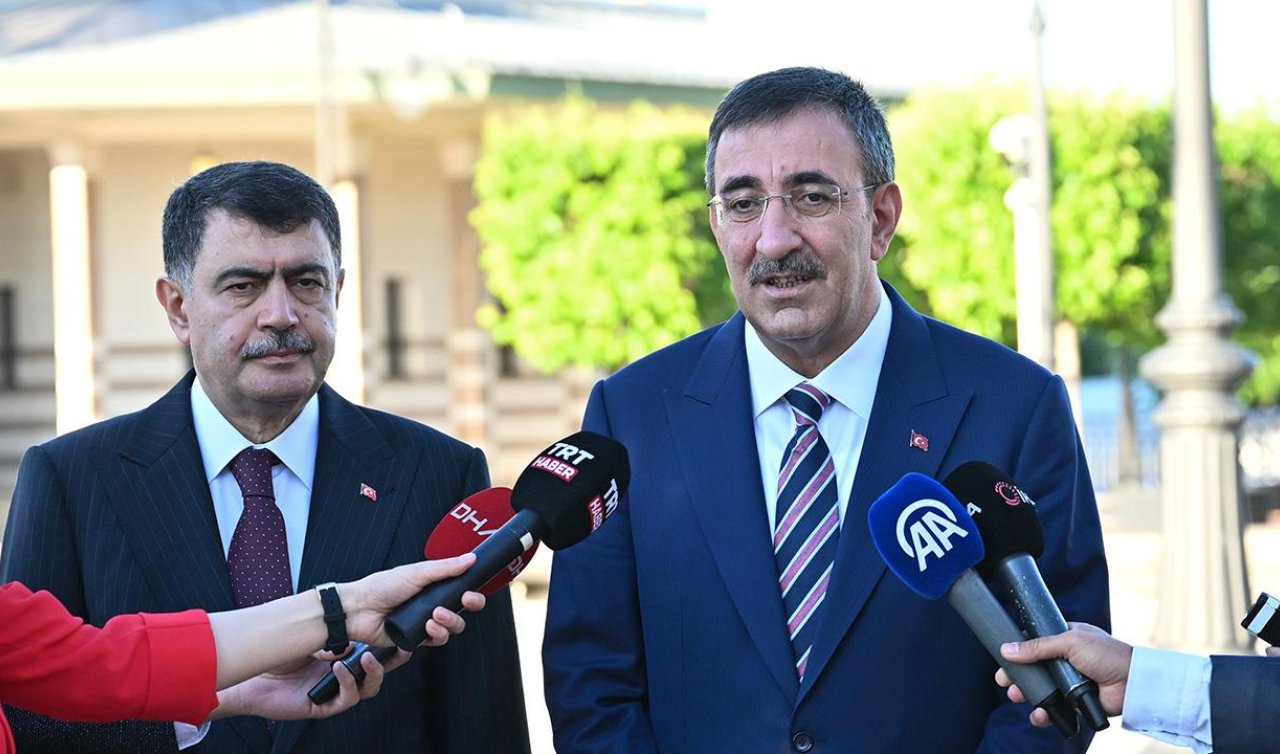 Cumhurbaşkanı Yardımcısı Yılmaz bayram namazını Ankara’da kıldı