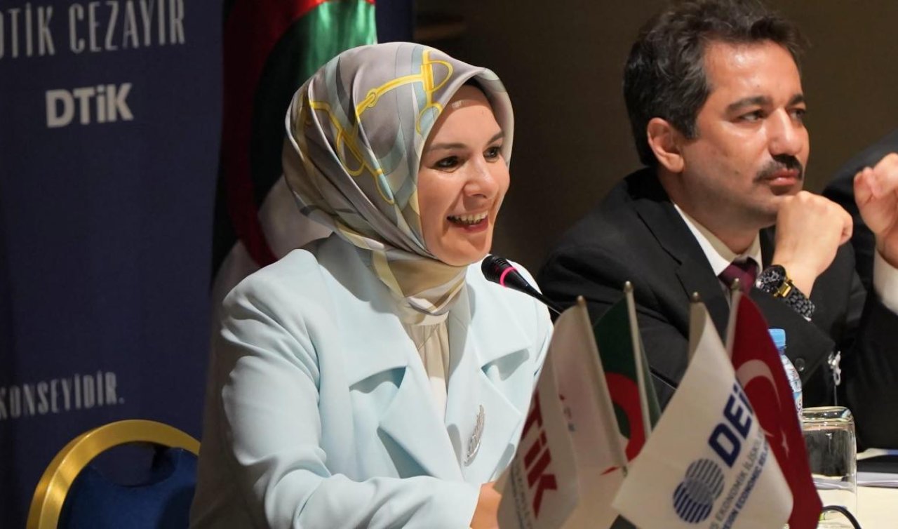 Bakan Göktaş Cezayir’deki Türk İş Dünyası Buluşması’na katıldı