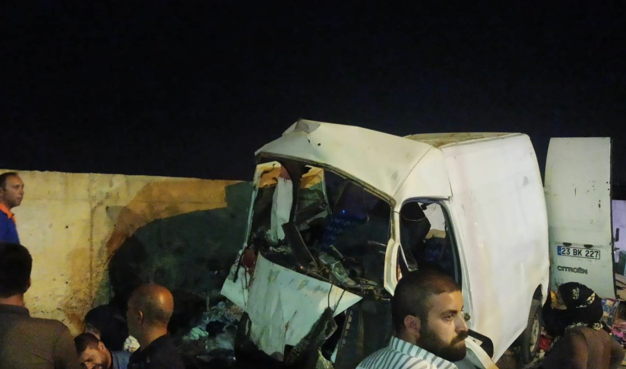 İstinat duvarına çarpan minibüsteki 1 kişi öldü, 7 kişi yaralandı
