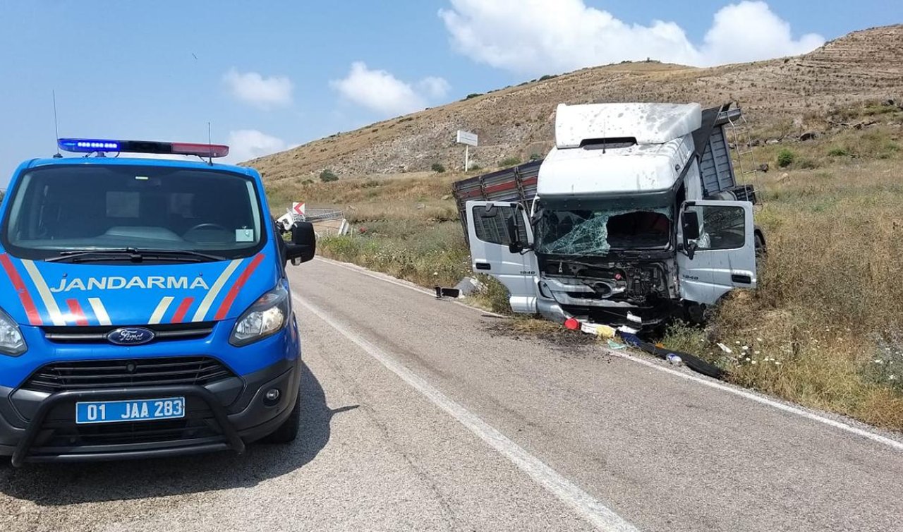 Feci trafik kazası! 3 ölü 2 yaralı