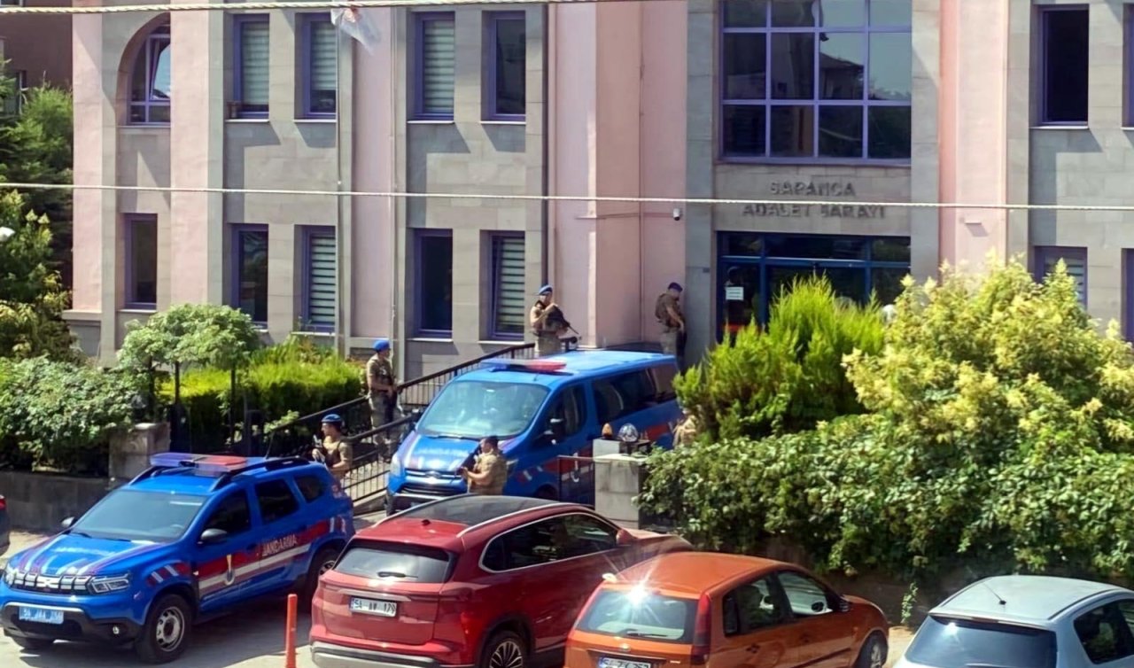  Komşu iş yerinin sahibini öldüren şüpheli yakalandı