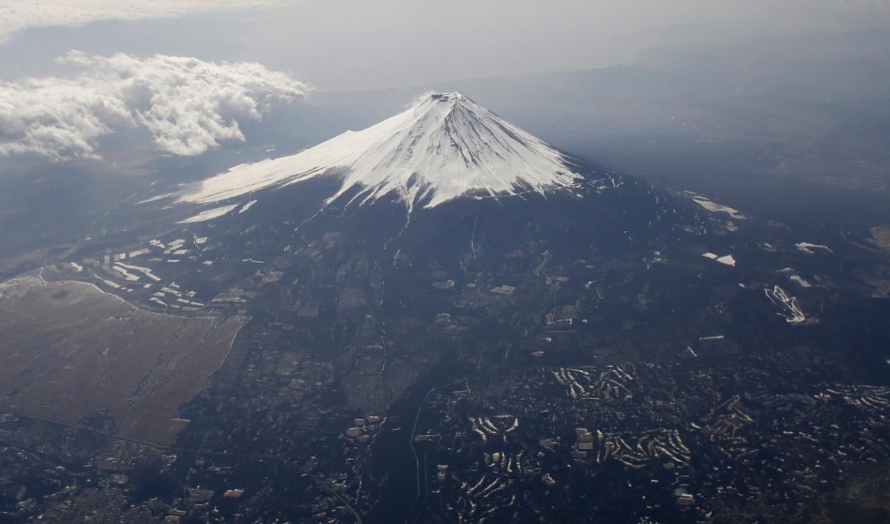  Fuji Dağı krateri yakınlarında kaybolan 3 dağcının cesedi bulundu