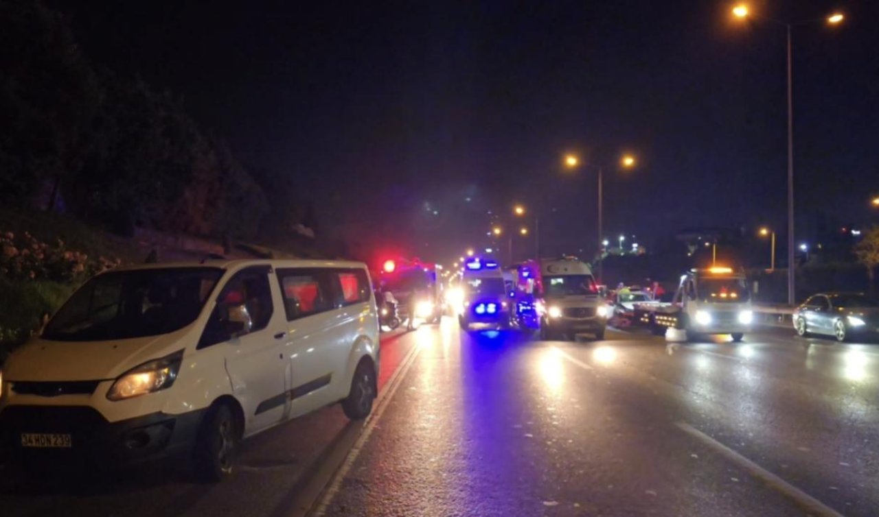 Otomobil ile minibüs çarpıştı: 3 yaralı