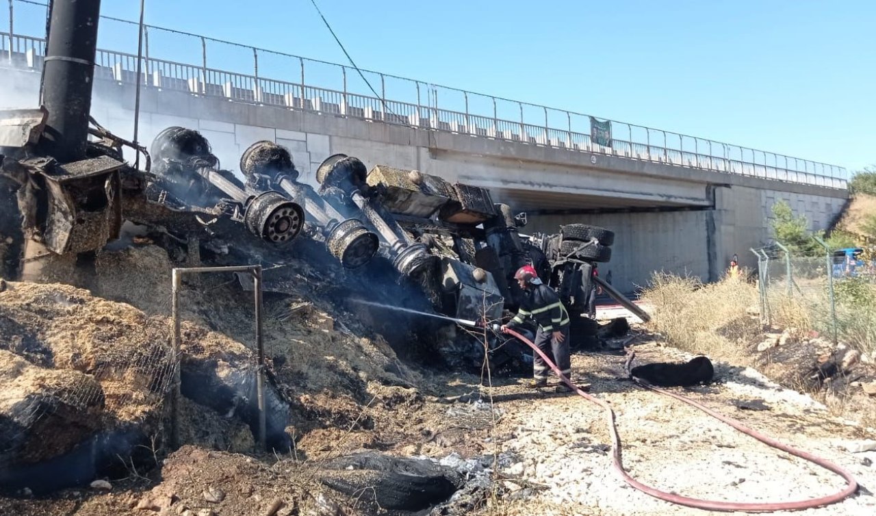 Köprüden şarampole devrilen TIR yandı şoförü yaralandı