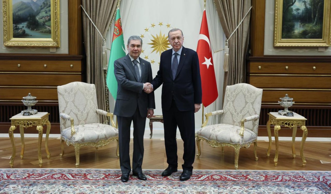  Cumhurbaşkanı Erdoğan Berdimuhammedov ile görüştü