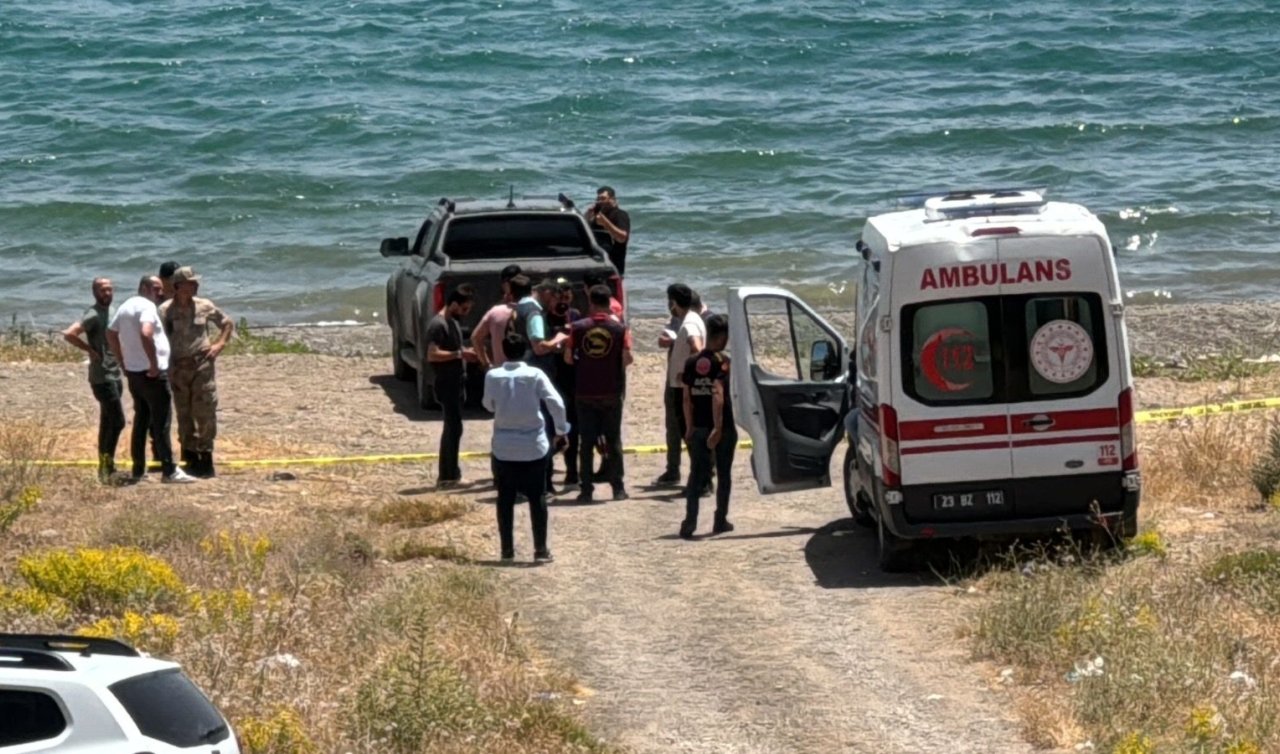  1’i kadın 2 kişi otomobilde silahla vurulmuş olarak ölü bulundu! 