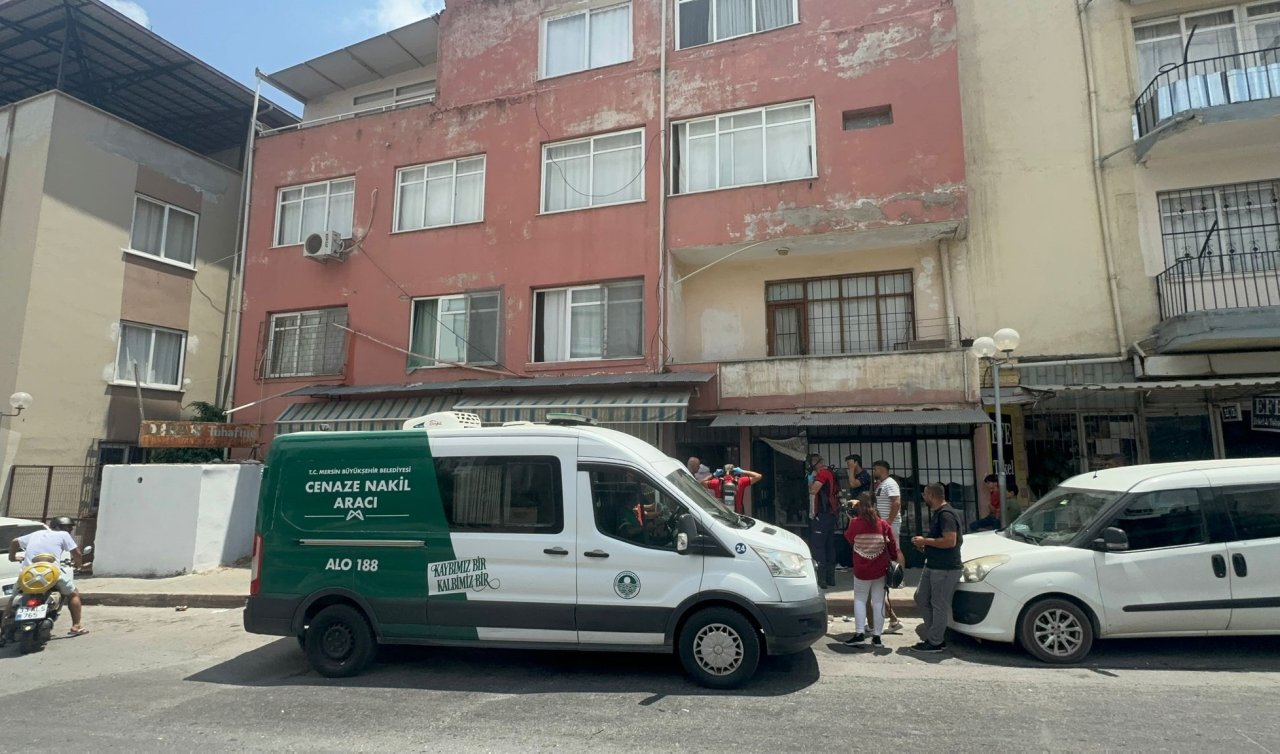 Kötü koku gelen evden ceset çıktı