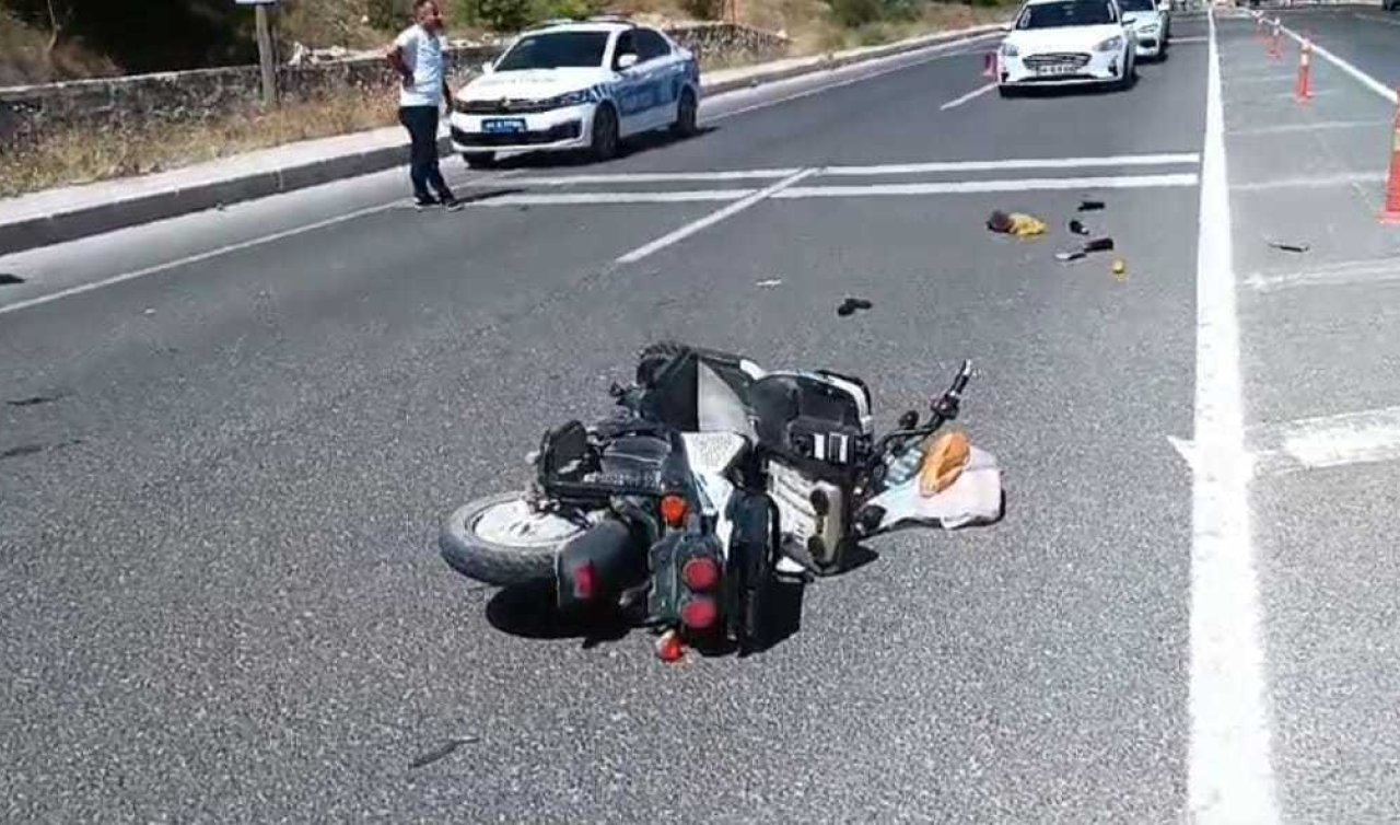  Otomobilin çarptığı motosikletin sürücüsü yaralandı