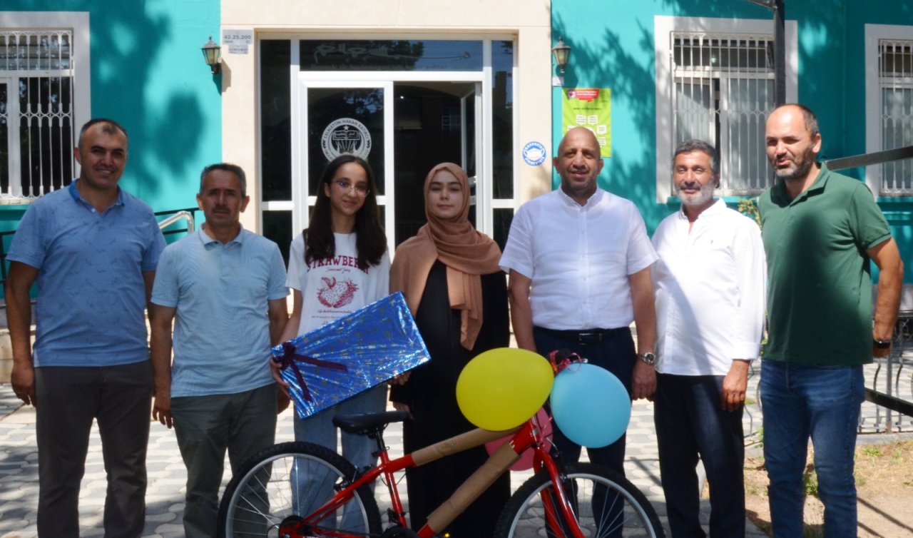 Mekpan Panel’den birincilere ödül 