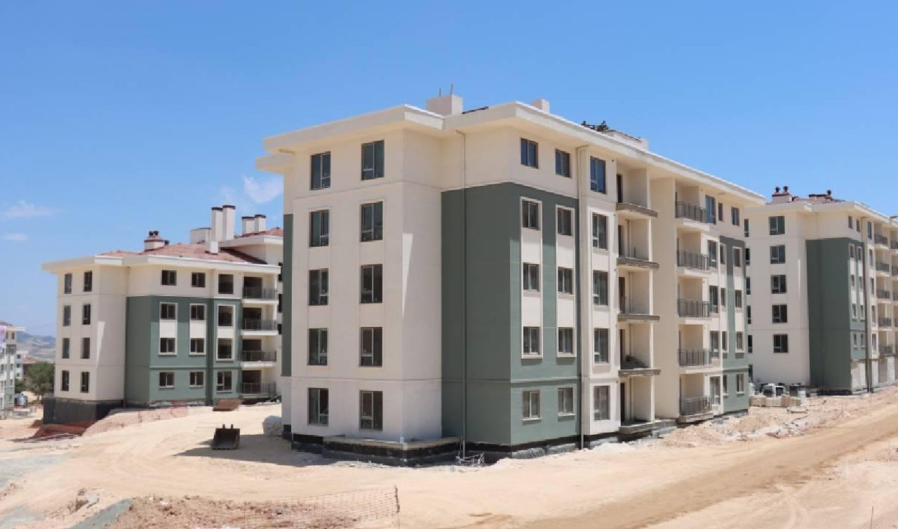  Adıyaman’daki depremzedelerin yarısı sene sonuna kadar evine kavuşacak