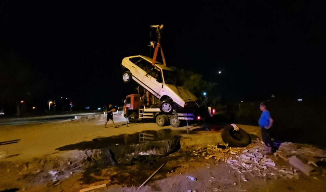 Otomobil sulama kanalına devrildi: 1 ölü, 4 yaralı