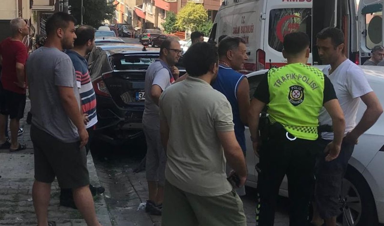 Park halindeki araca çarpan otomobil kazasında 1 kişi yaralandı