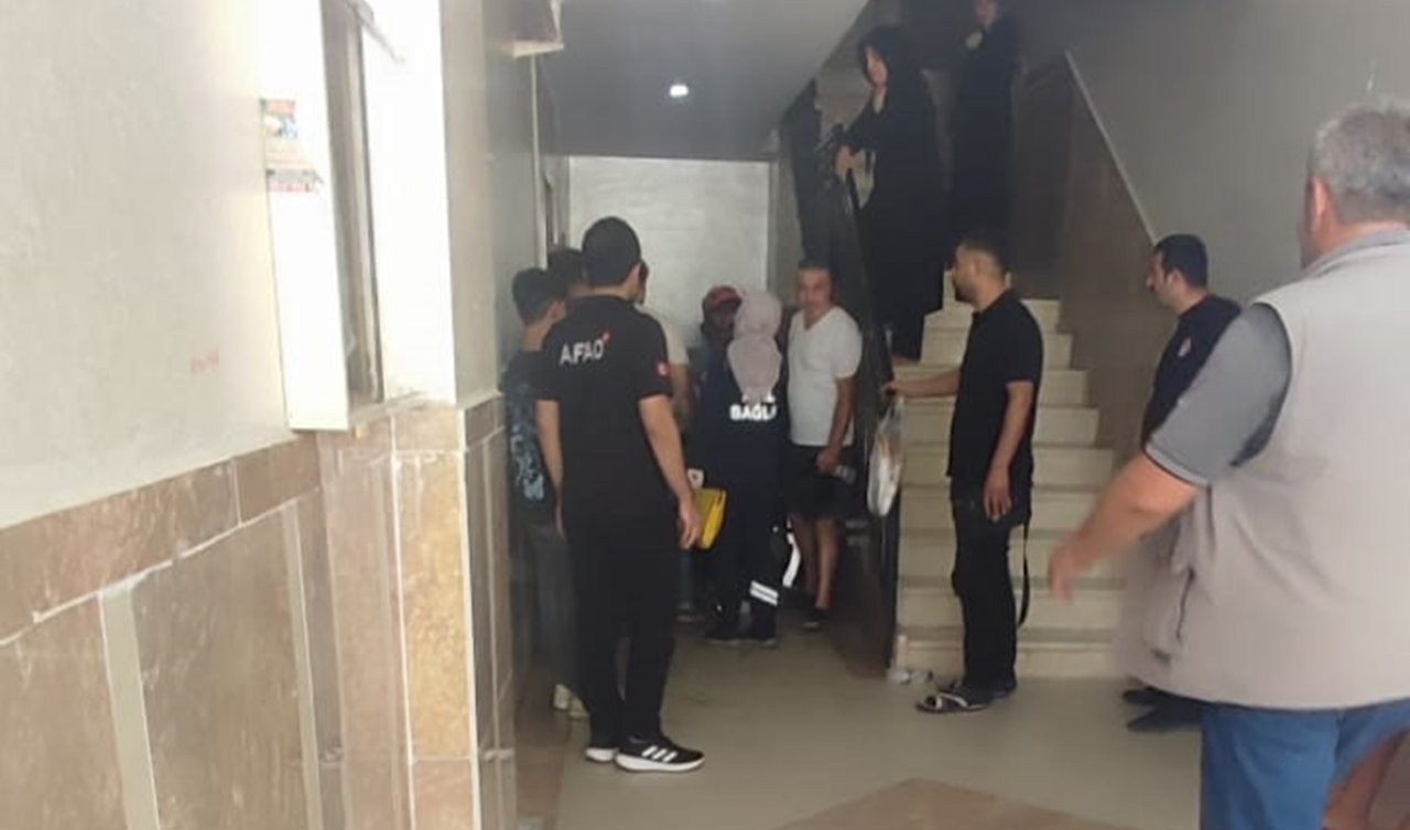  4’üncü kattan düşen asansördeki 3 kişi yaralandı
