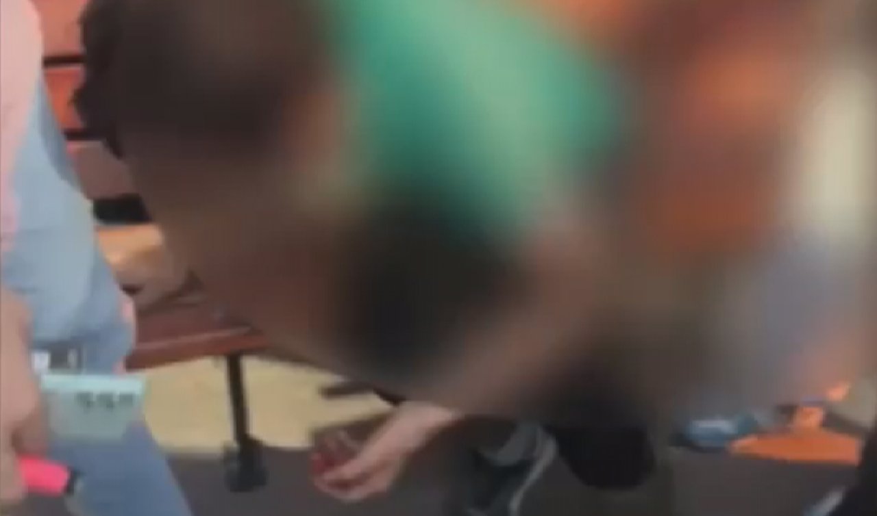 Taciz iddiasına dayak! Sokak ortasında darbedildi 