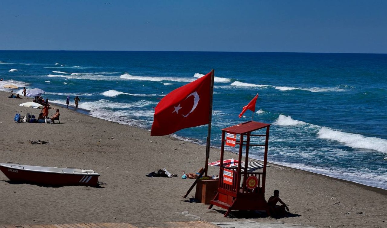  Karadeniz’e kıyısı olan sahillerde denize girmek bugün de yasaklandı